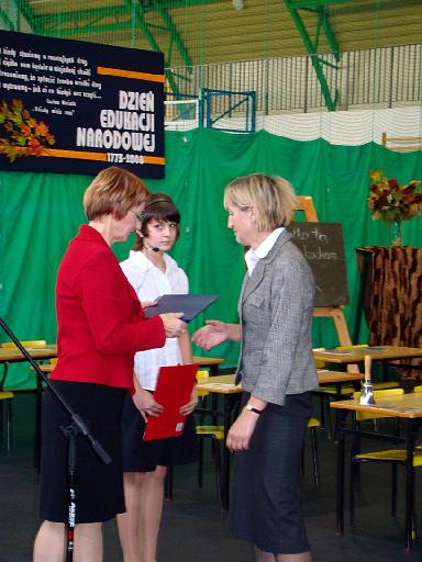 dzienn_nauczyciela_200842.jpg