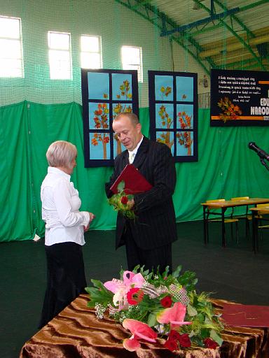 dzienn_nauczyciela_200848.jpg
