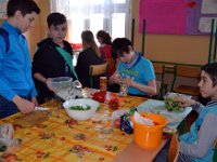 co mozna zrobic z salaty klasa 6a-3