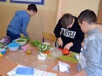 co mozna zrobic z salaty klasa 6a-38