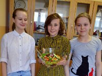 co mozna zrobic z salaty klasa 6a-57