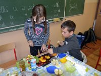 klasy VI i koreczki owocowe-73