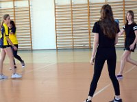 gminne zawody w pilke reczna dz i ch-123